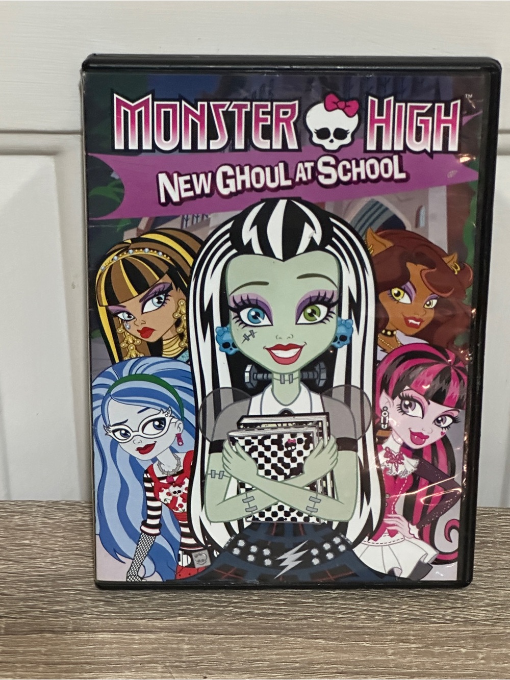 MONSTER HIGH NEW GHOUL AT SCHOOL (DVD) - GIRLS - FRIENDS - KIDS - TV SHOW